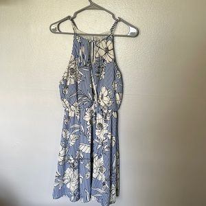 Women’s dress